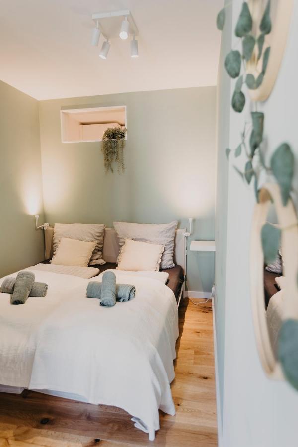 Traber Apartments Im Herzen Leipzigs Balkon Parkplatz Εξωτερικό φωτογραφία